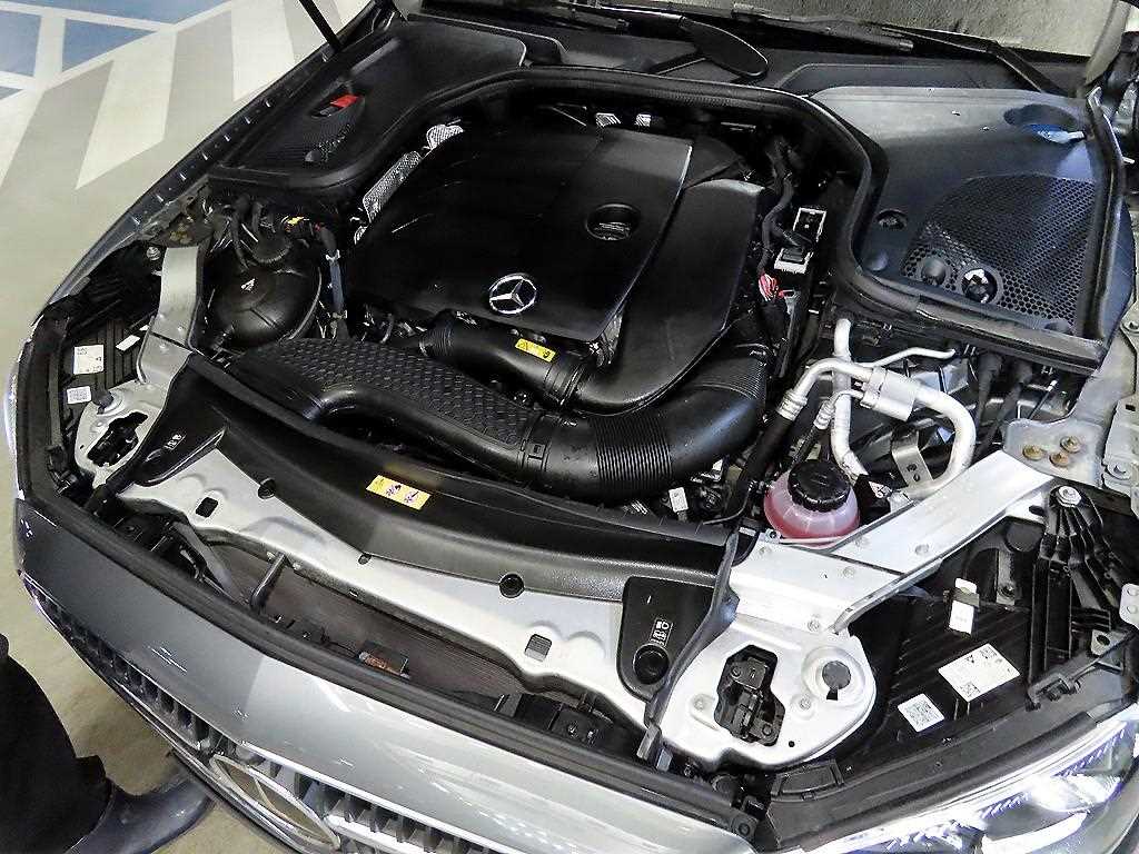 Mercedes Benz E class 2021 Gris - Importación desde Corea - HF Imports Iquique - Foto 19