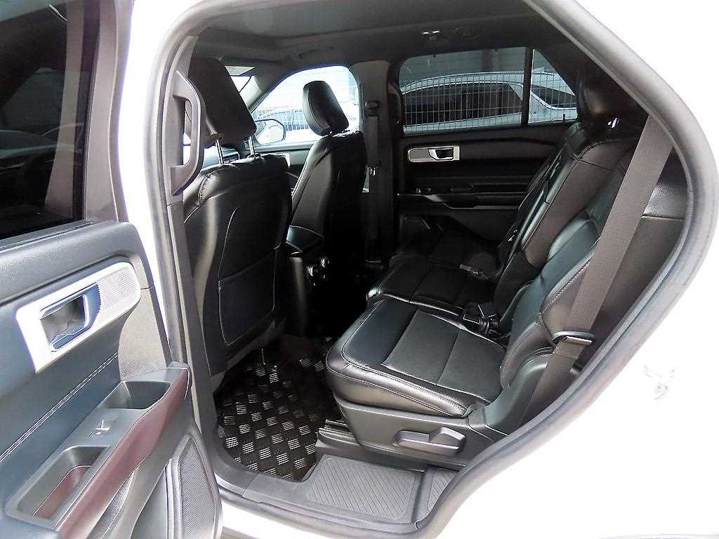 Ford Explorer - Vista 6