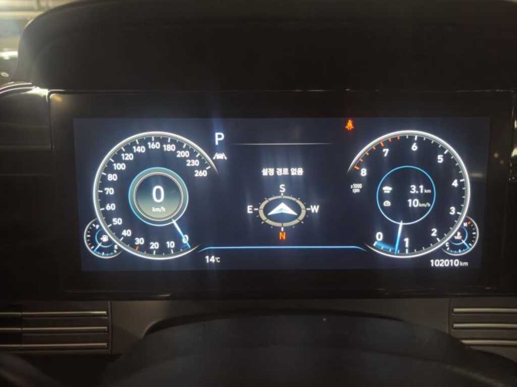 HYUNDAI Grandeur - Vista 11