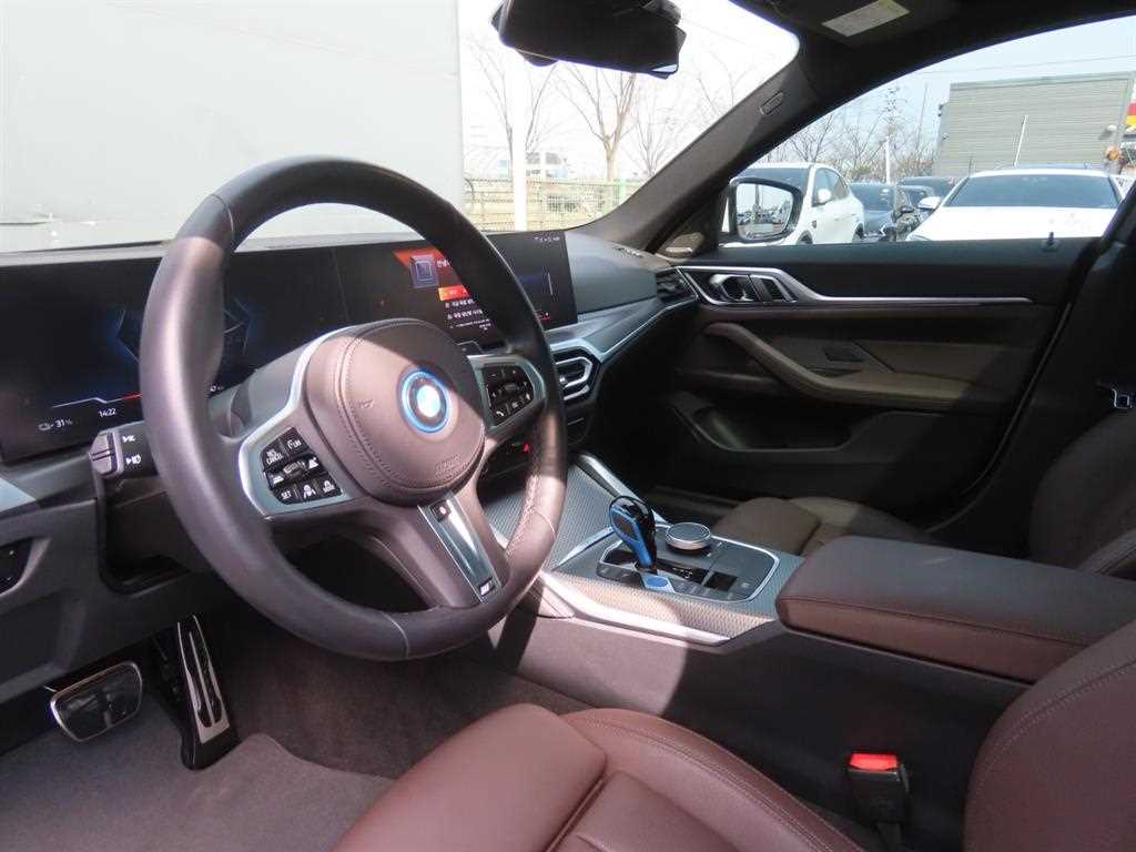 BMW i4 2023 Blanco - Importación desde Corea - HF Imports Iquique - Foto 16