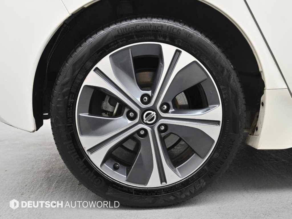 Nissan Leaf - Vista 5