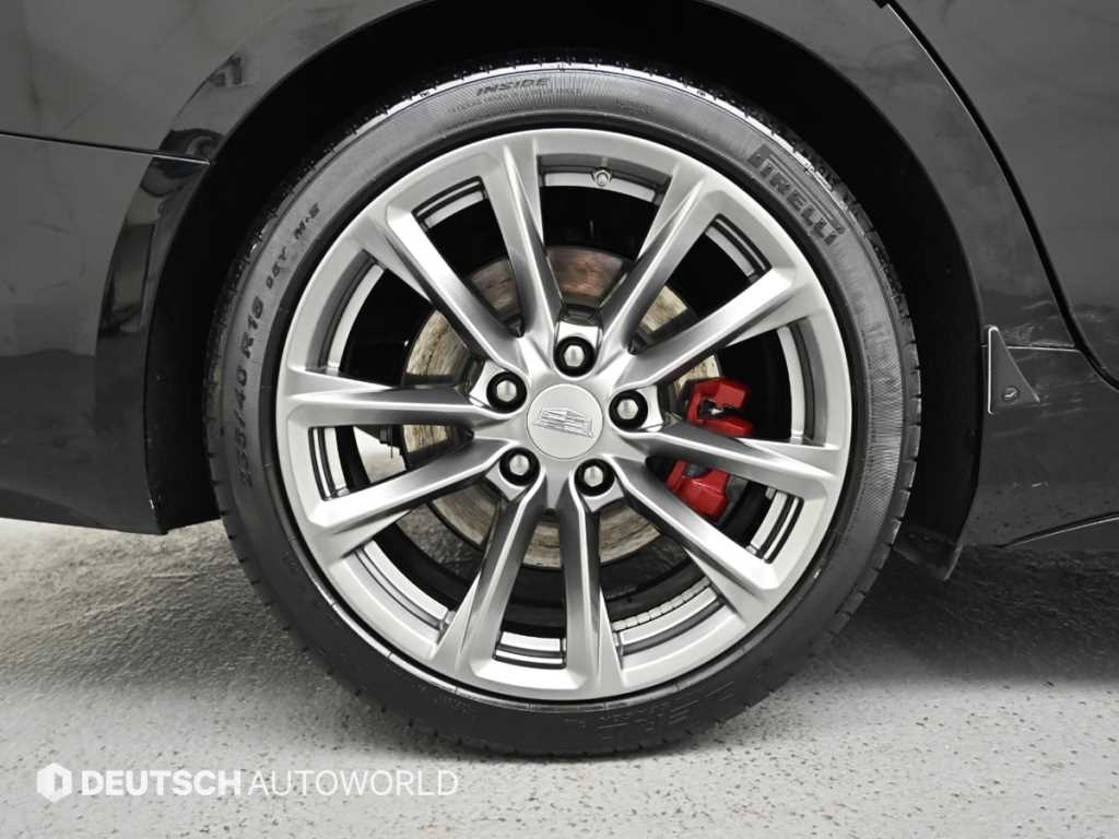 Cadillac CT4 - Vista 5