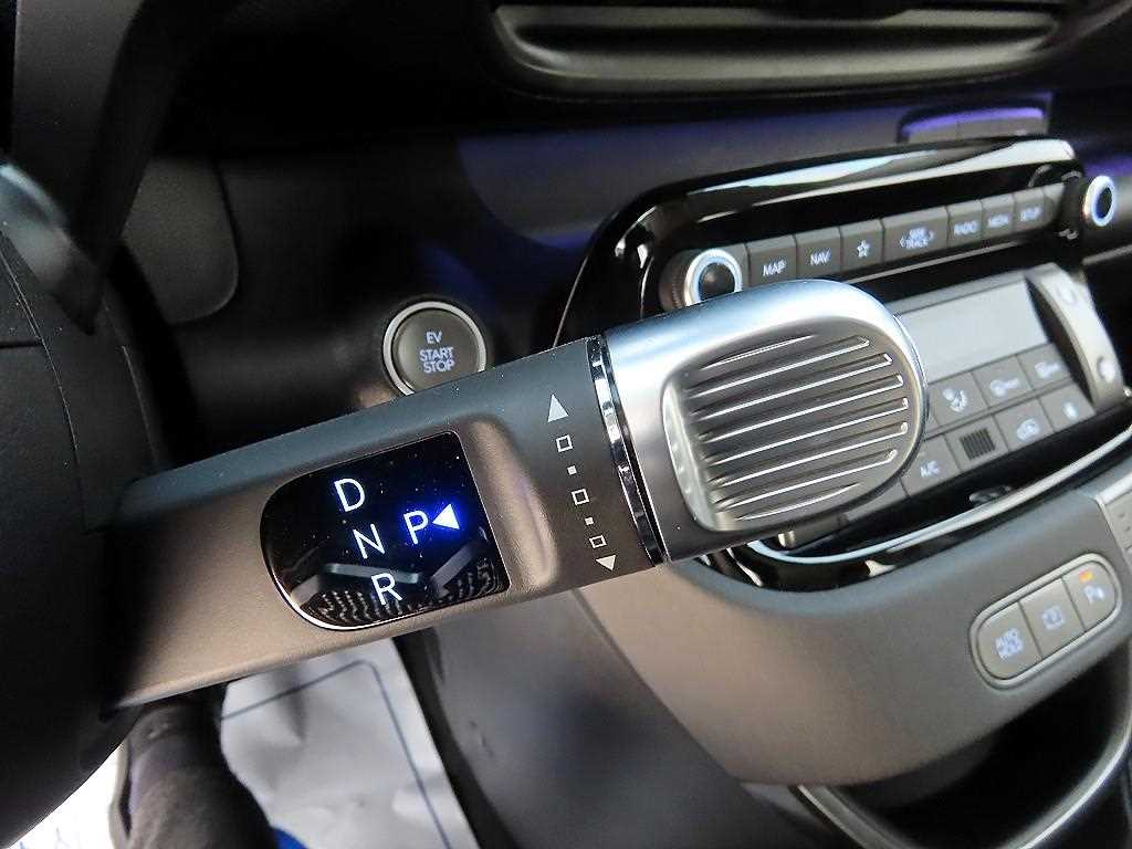 HYUNDAI Casper - Vista 10