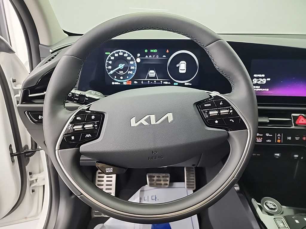 KIA Niro - Vista 9