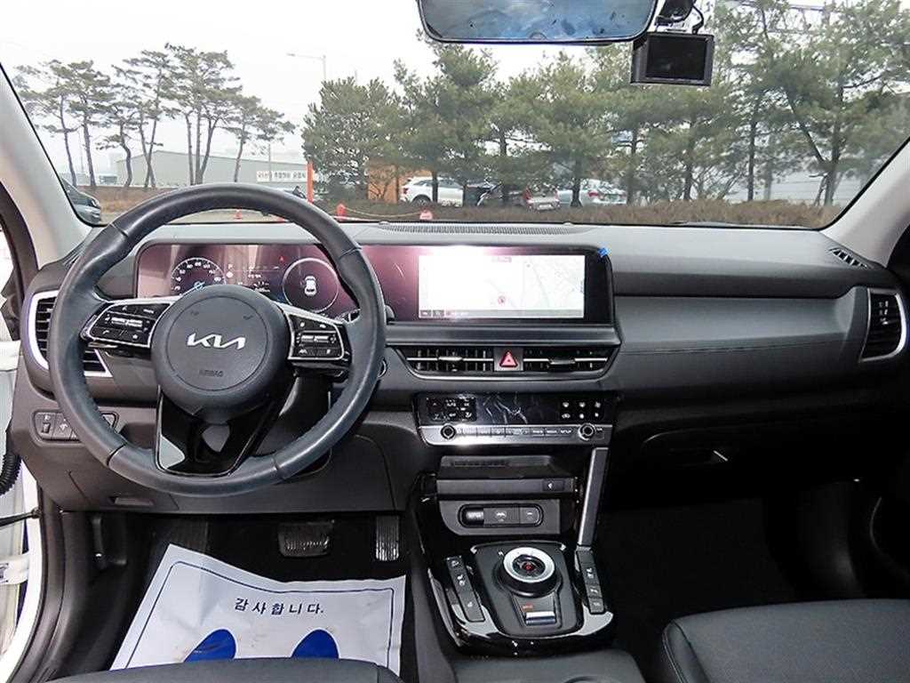 KIA Seltos - Vista 7