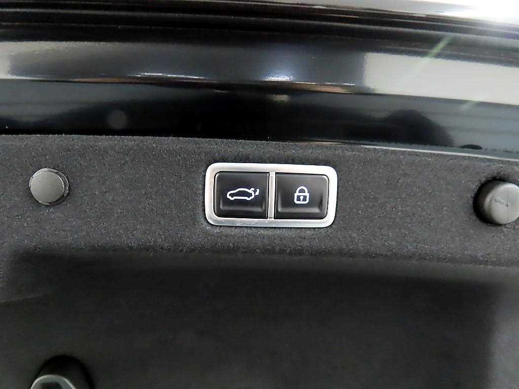 HYUNDAI Grandeur 2024 Negro - Importación desde Corea - HF Imports Iquique - Foto 18