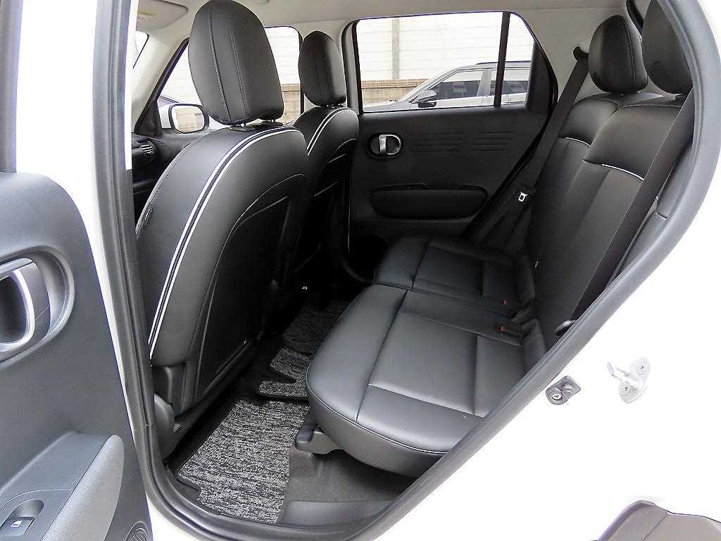 HYUNDAI Casper - Vista 6