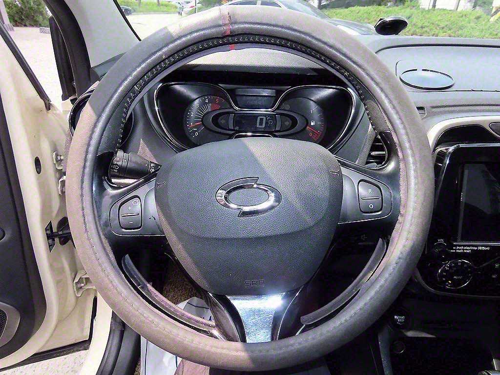 SAMSUNG QM3 - Vista 8