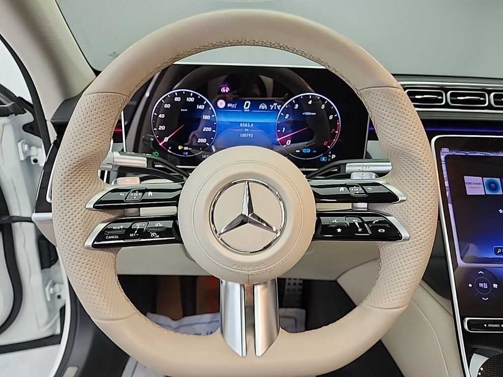 Mercedes Benz S Class - Vista 9