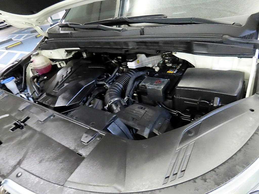 KIA Carnival - Vista 6