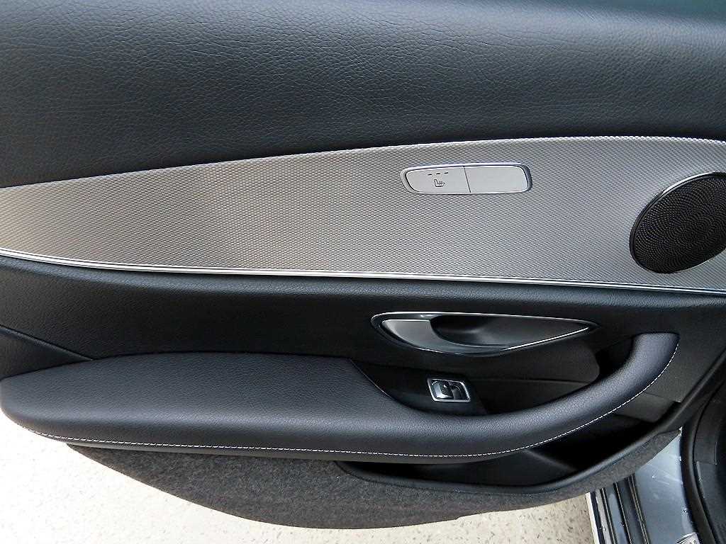 Mercedes Benz E class 2018 Gris - Importación desde Corea - HF Imports Iquique - Foto 15