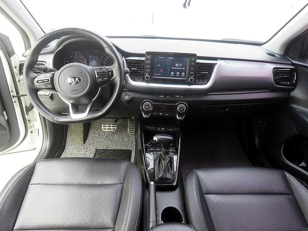 KIA Stonic - Vista 9
