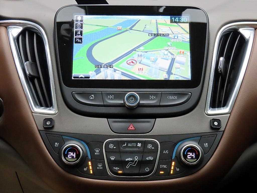 Chevrolet Malibu 2017 Azul - Importación desde Corea - HF Imports Iquique - Foto 14