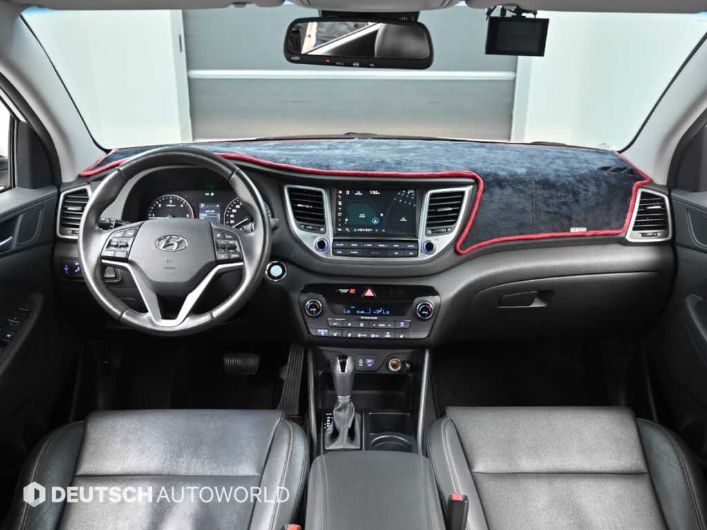 HYUNDAI Tucson - Vista 7