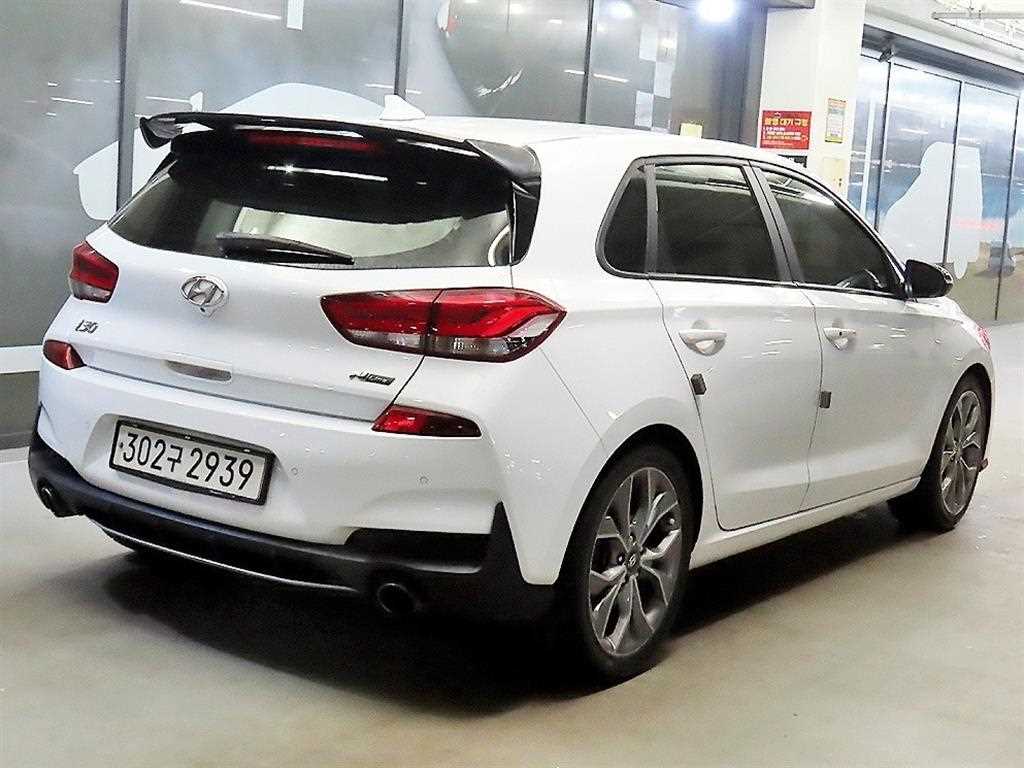 HYUNDAI i30 - Vista 4