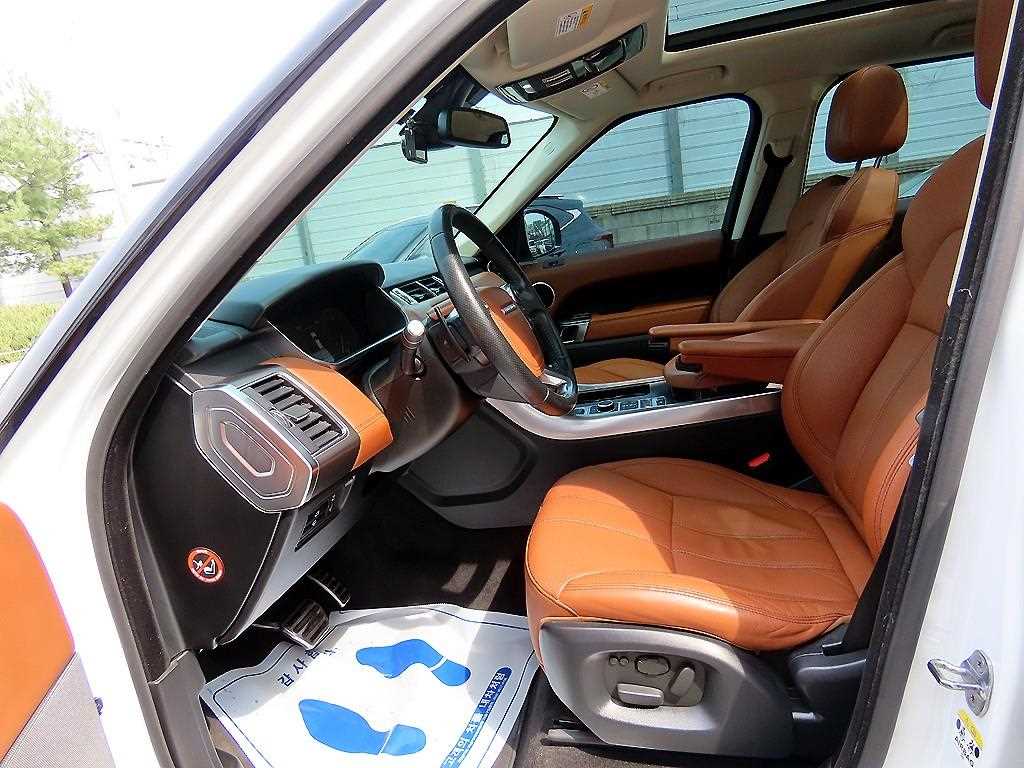 Land Rover Range Rover Sports - Vista 5