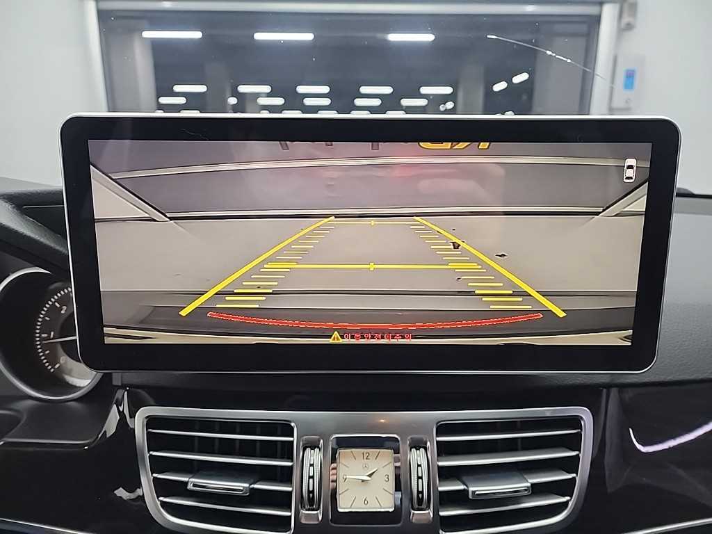 Mercedes Benz E class 2014 Gris - Importación desde Corea - HF Imports Iquique - Foto 16