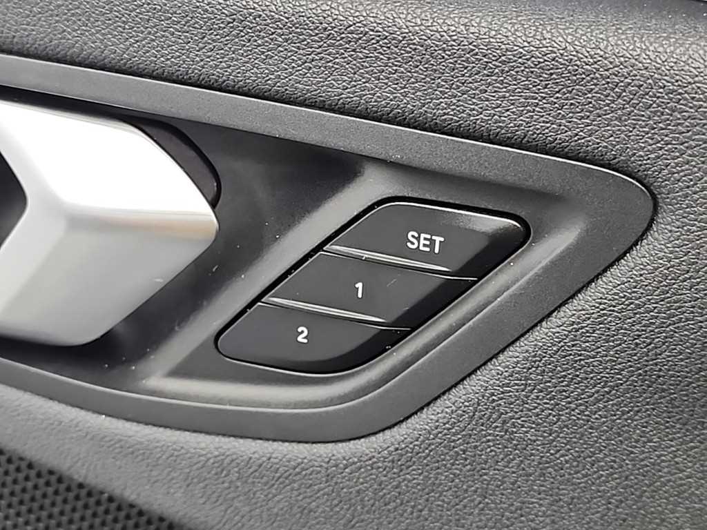 BMW 1 series 2021 Negro - Importación desde Corea - HF Imports Iquique - Foto 19