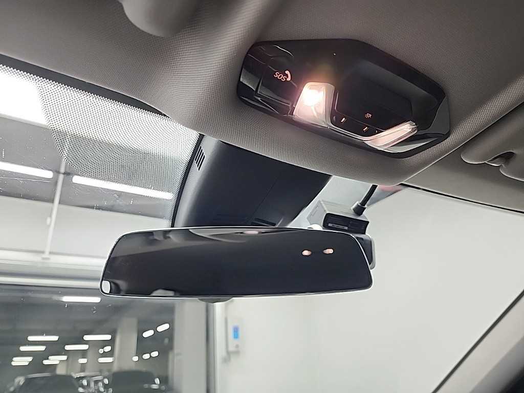 BMW 1 series 2021 Negro - Importación desde Corea - HF Imports Iquique - Foto 16