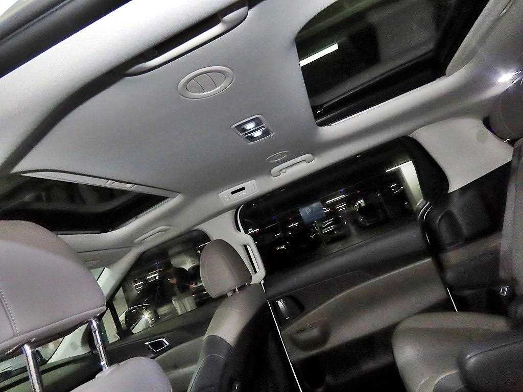 KIA Carnival 2025 Blanco - Importación desde Corea - HF Imports Iquique - Foto 14