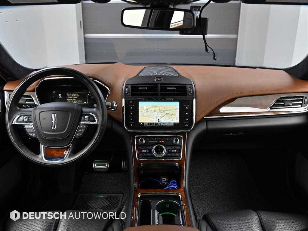 Lincoln Continental - Vista 7