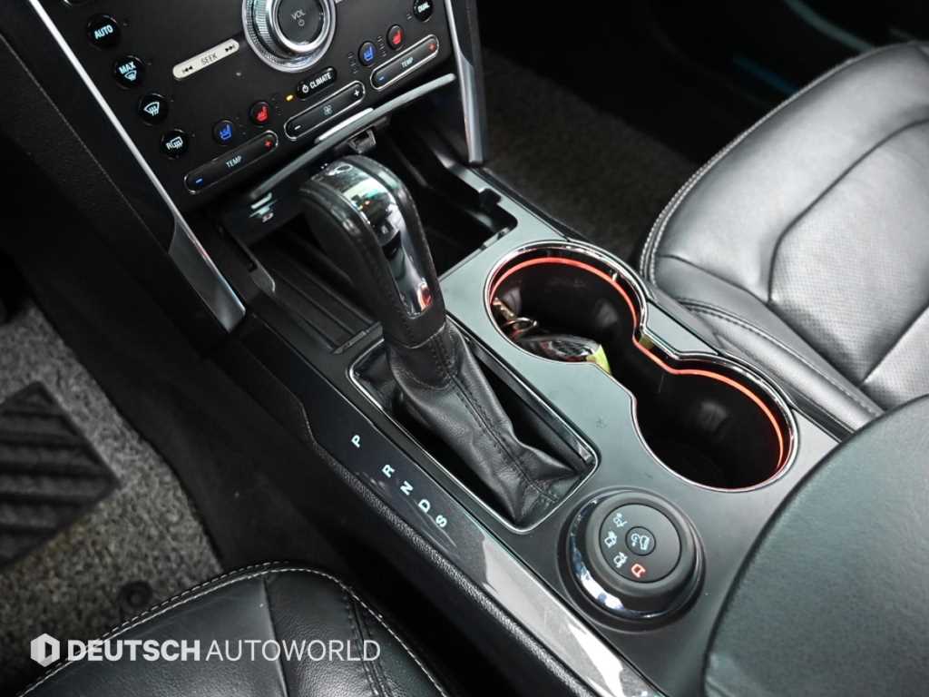 Ford Explorer - Vista 9