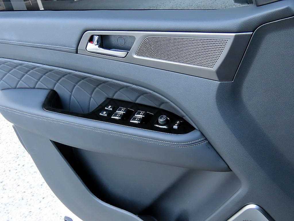 Ssangyong Rexton - Vista 11