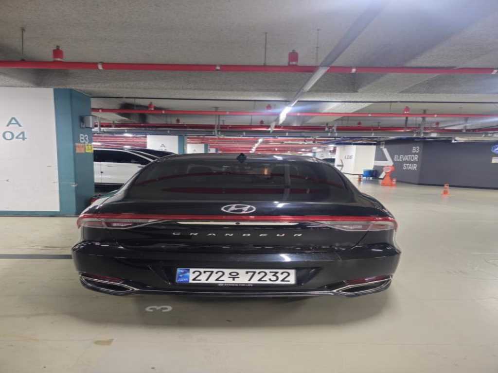 HYUNDAI Grandeur - Vista 4