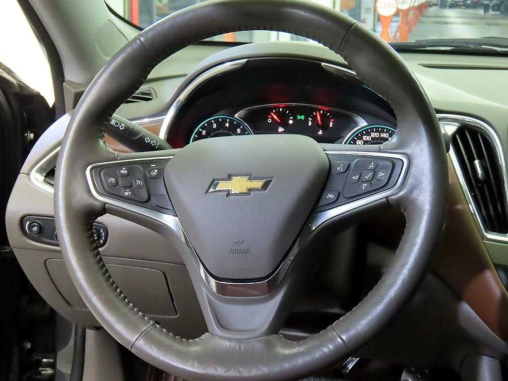 Chevrolet Malibu - Vista 8