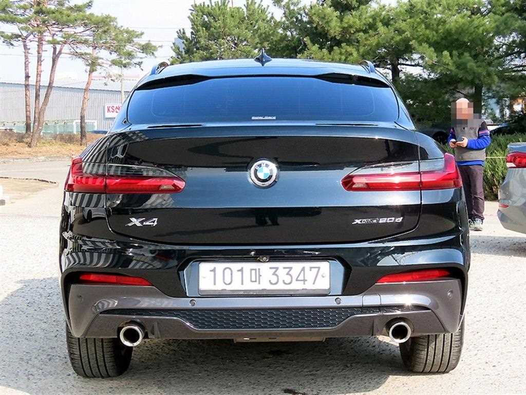 BMW X4 - Vista 4