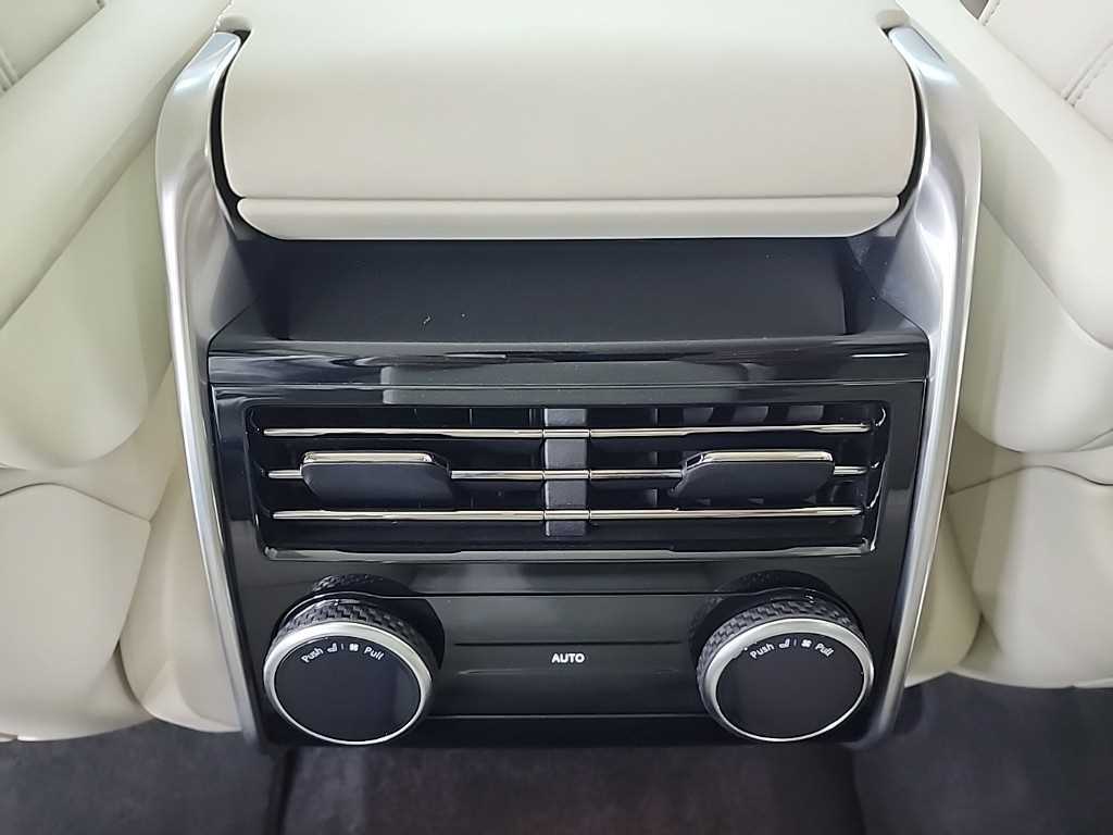 Land Rover Range Rover 2025 Gold color - Importación desde Corea - HF Imports Iquique - Foto 13