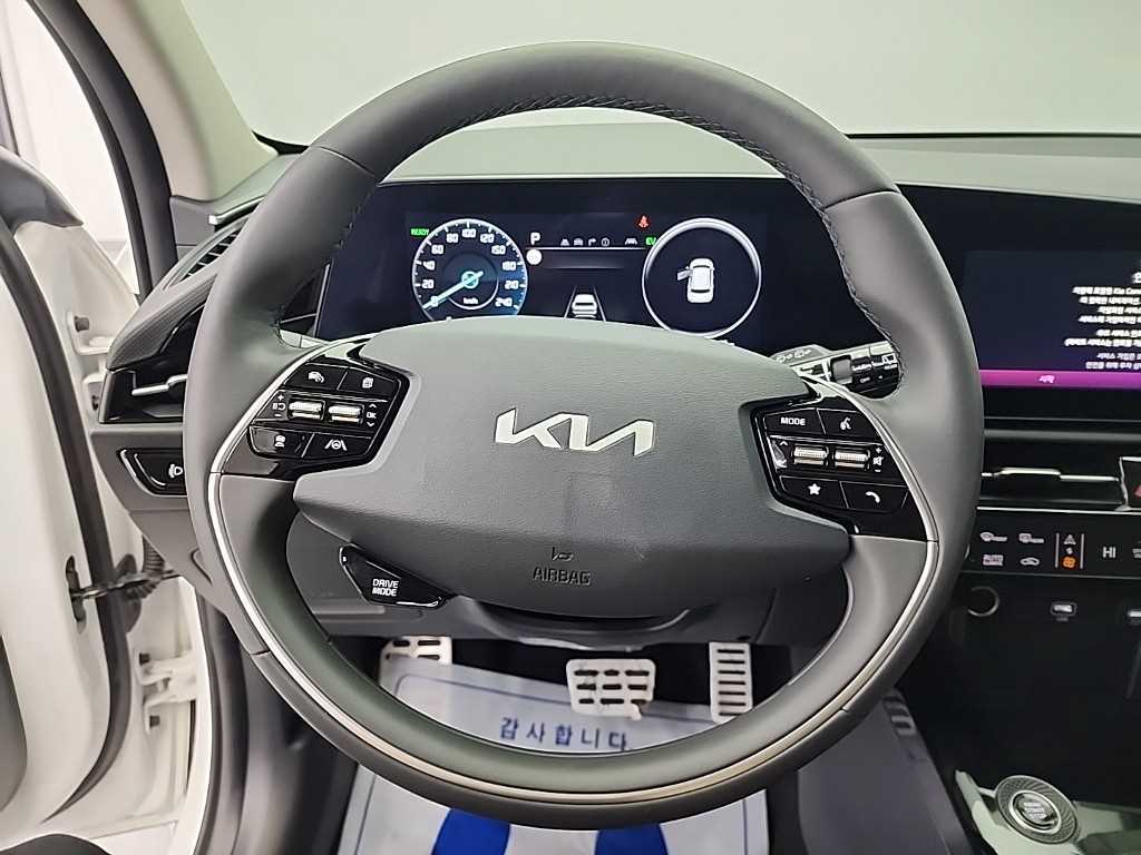 KIA Niro - Vista 9