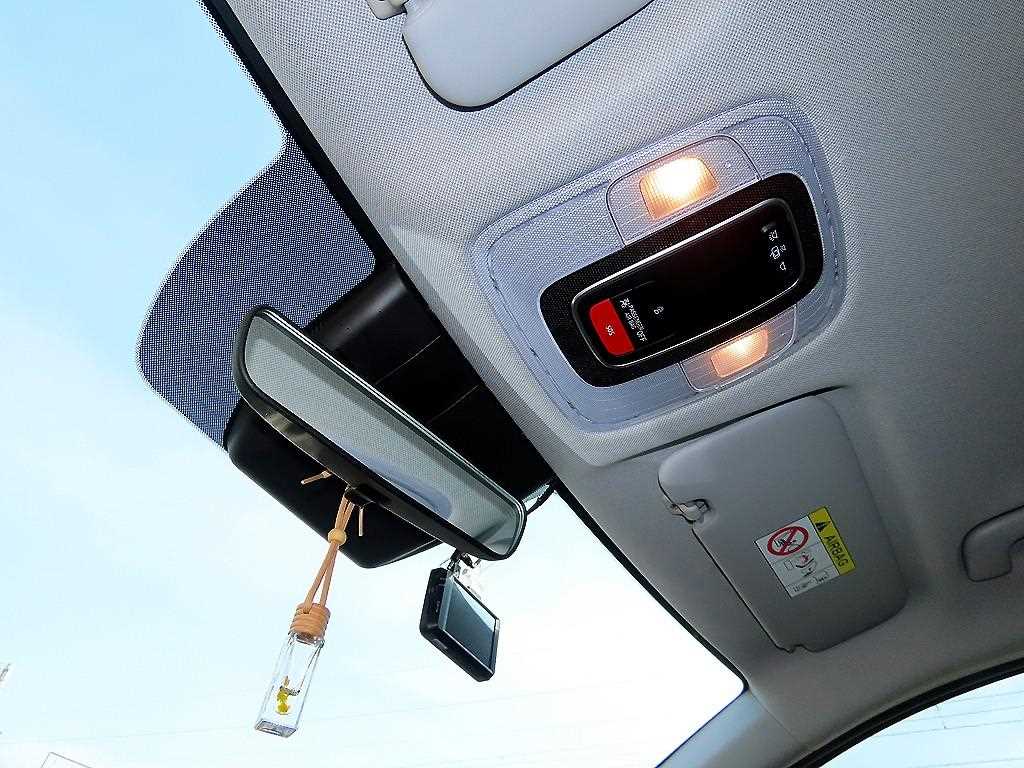 HYUNDAI Avante 2022 Blanco - Importación desde Corea - HF Imports Iquique - Foto 15