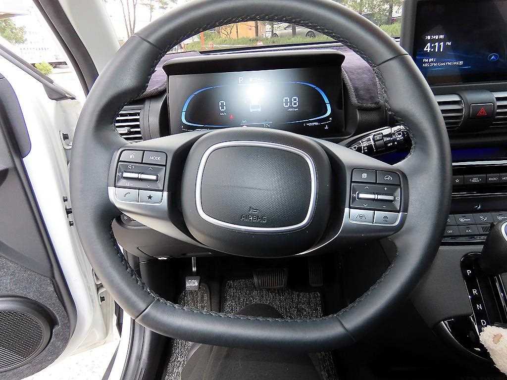 HYUNDAI Casper - Vista 8