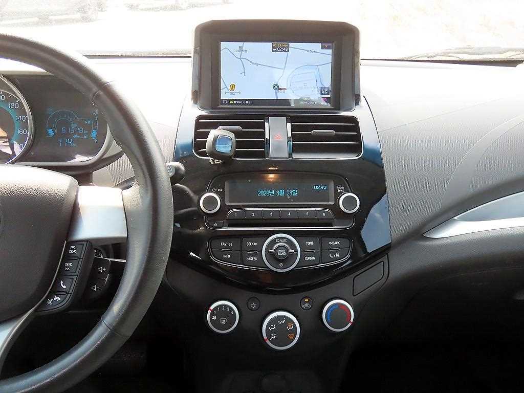 Chevrolet Spark - Vista 10