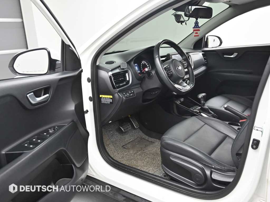 KIA Stonic - Vista 11