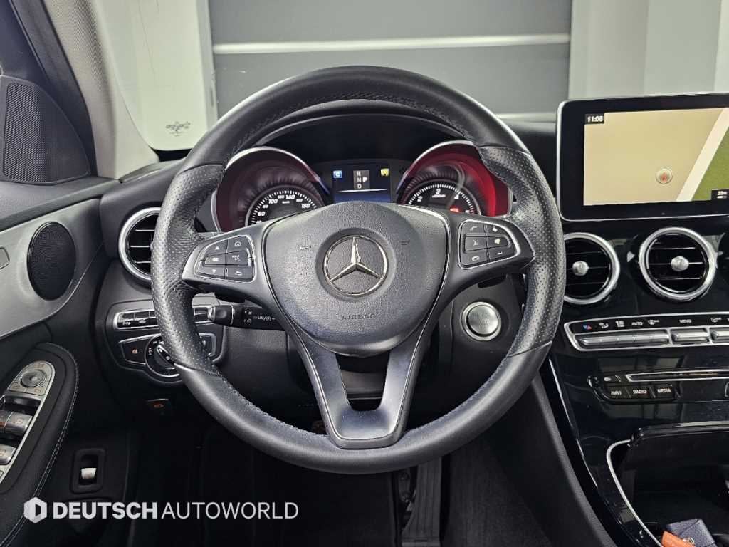 Mercedes Benz C Class 2017 Blanco - Importación desde Corea - HF Imports Iquique - Foto 13