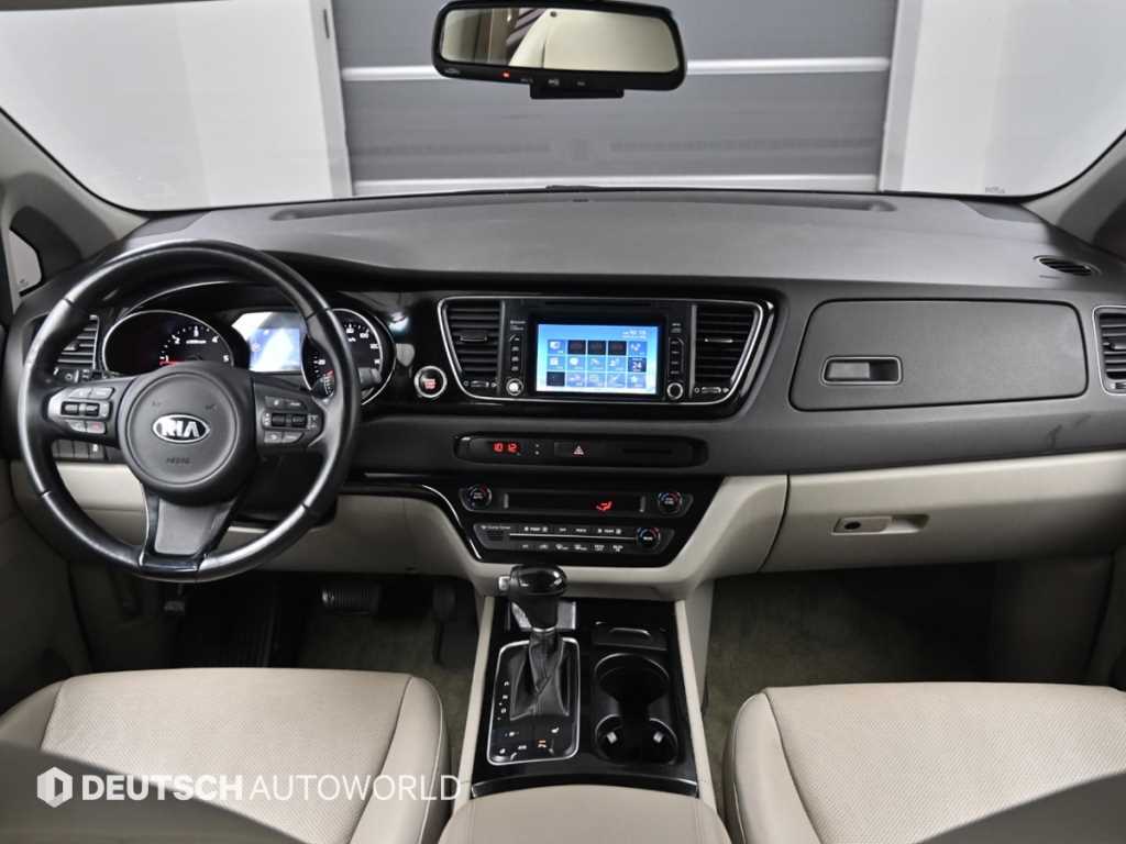 KIA Carnival - Vista 7