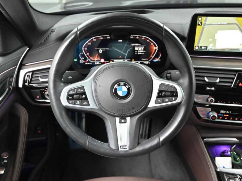 BMW 5 Series 2021 Negro - Importación desde Corea - HF Imports Iquique - Foto 13