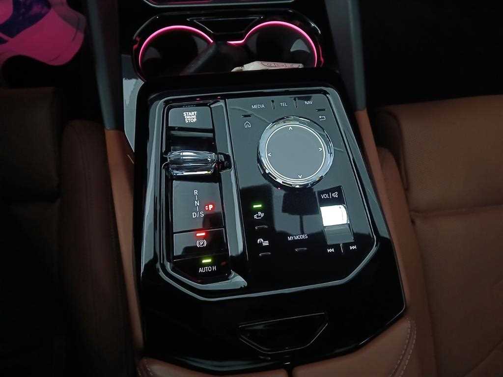 BMW 5 Series - Vista 11