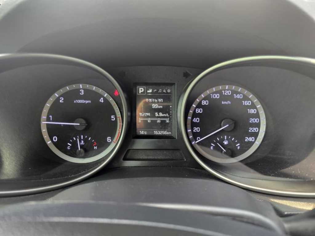 HYUNDAI Santa Fe - Vista 8