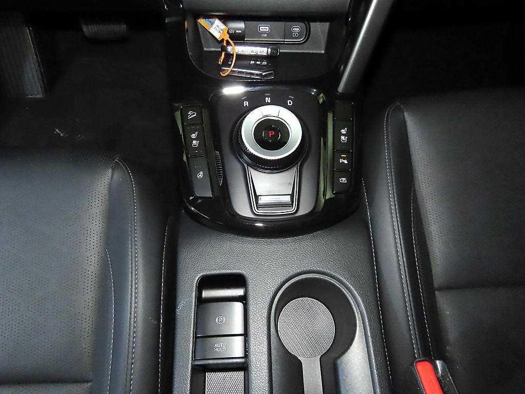 KIA Seltos - Vista 12