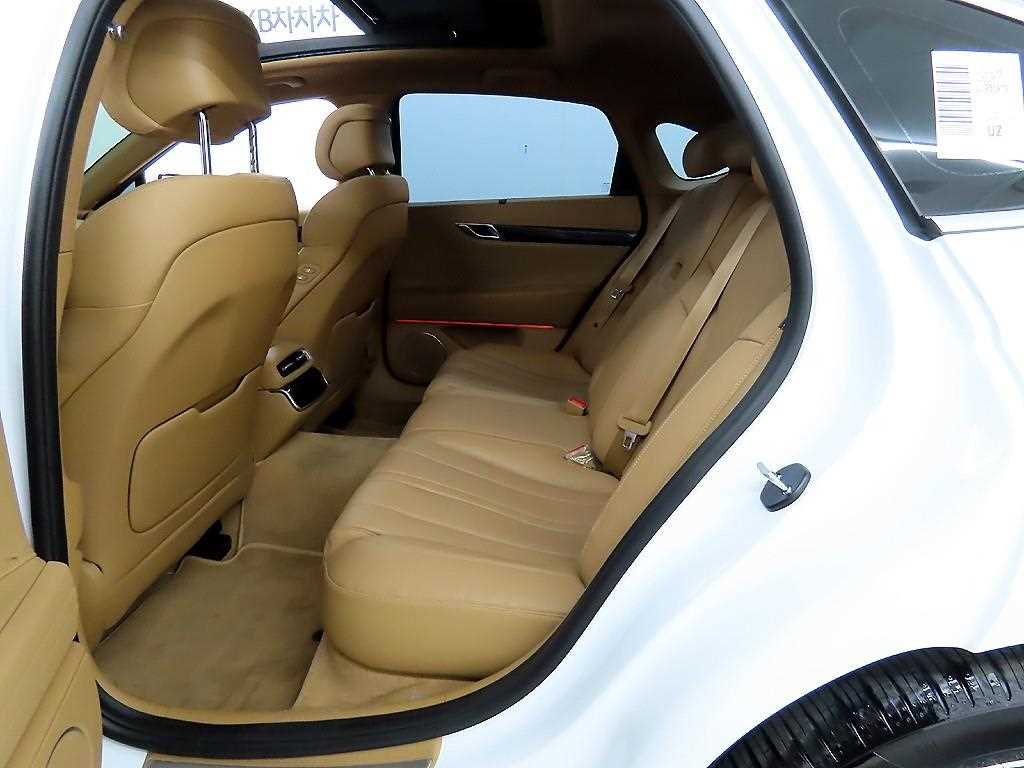 Genesis G80 - Vista 6