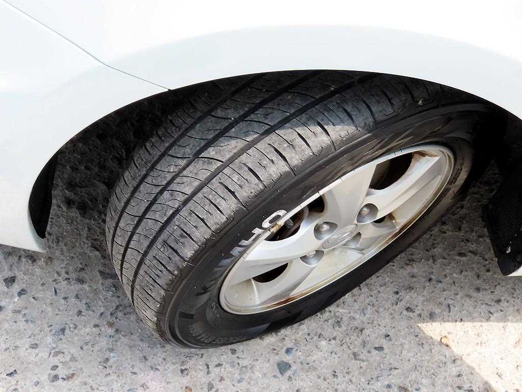 HYUNDAI Accent 2014 Blanco - Importación desde Corea - HF Imports Iquique - Foto 17