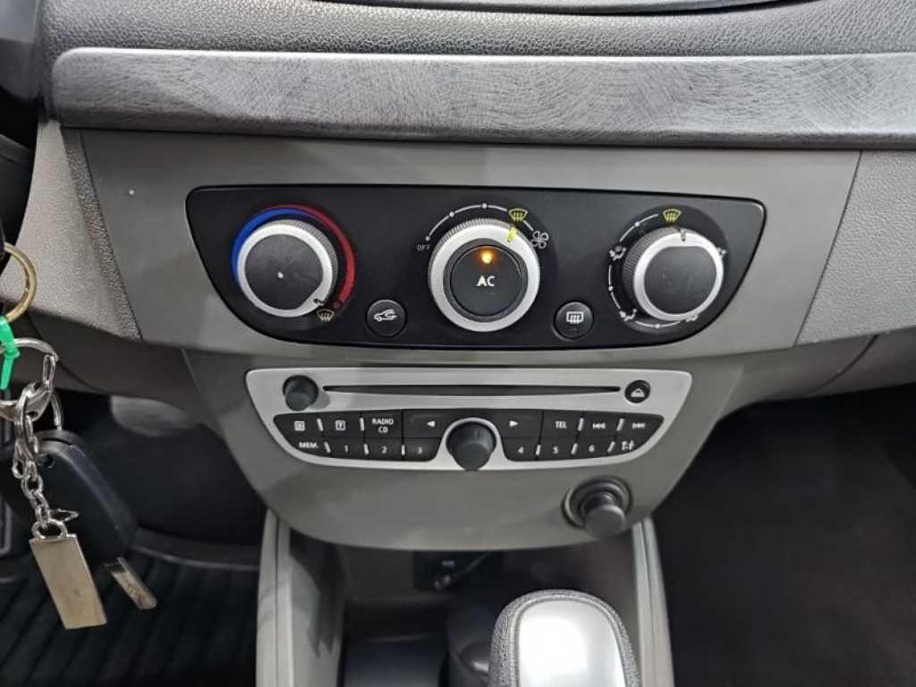 SAMSUNG SM3 - Vista 10