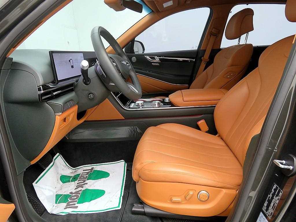 Genesis GV80 - Vista 7