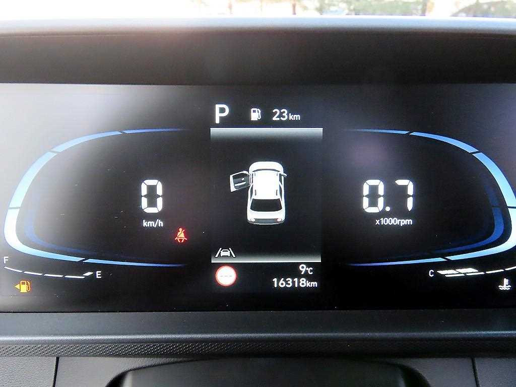 HYUNDAI Casper - Vista 9