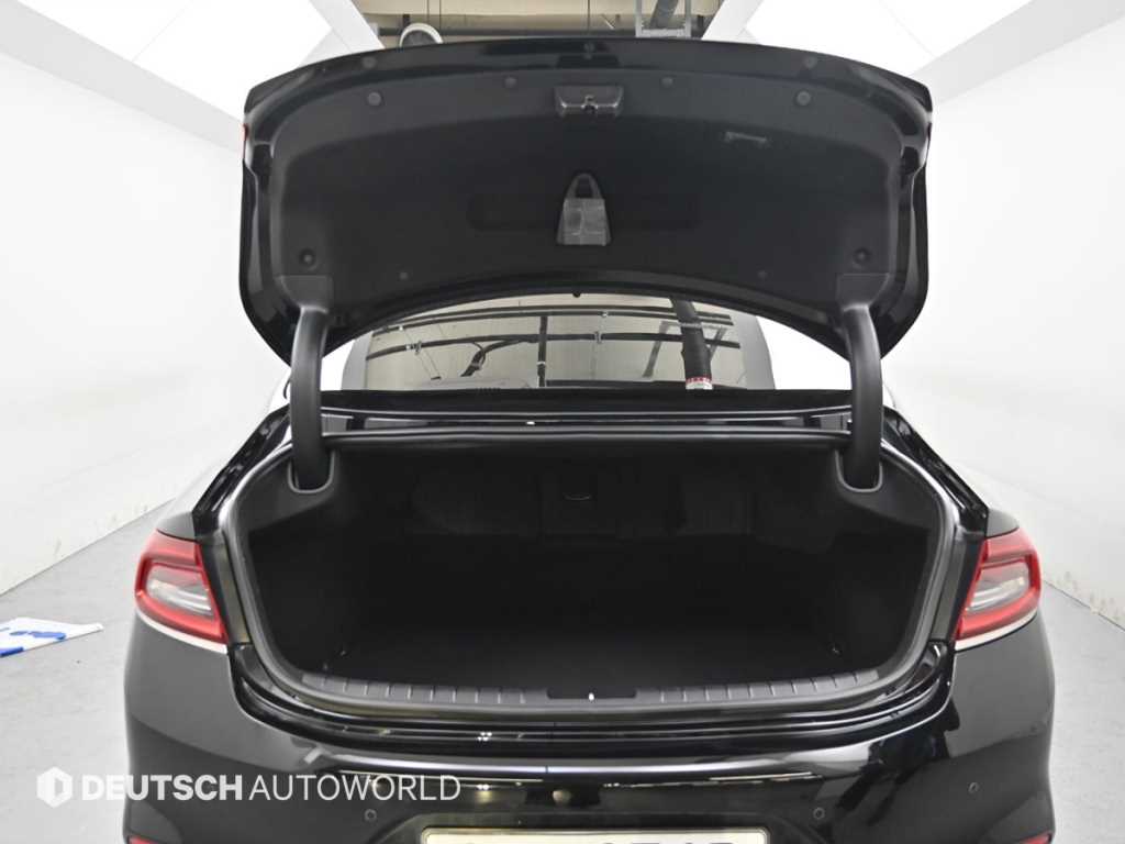 HYUNDAI Grandeur 2018 Negro - Importación desde Corea - HF Imports Iquique - Foto 19