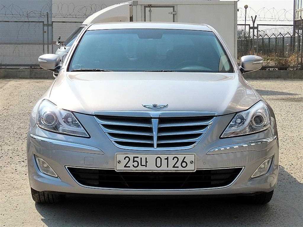 HYUNDAI Genesis 2012 Plateado - Importación desde Corea - HF Imports Iquique - Foto 1