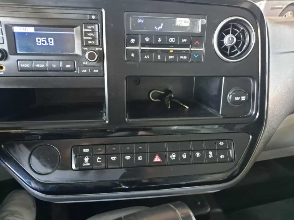 medium and large bus Hyundai bus 2023 Amarillo - Importación desde Corea - HF Imports Iquique - Foto 14